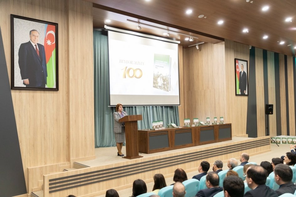 “Azərbaycanda aqrar sahənin inkişafında Ümummilli Lider Heydər Əliyevin rolu” kitabının təqdimatı keçirilib - FOTO