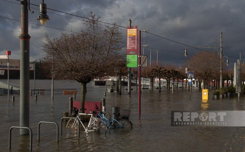 Reyn çayının daşması Almaniyada həyatı iflic edib