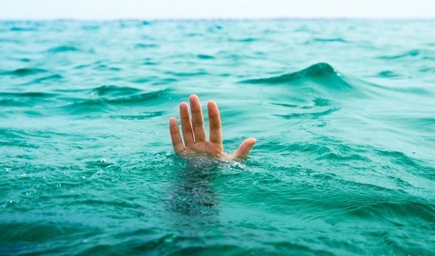 İki nəfər kanala düşərək boğuldu