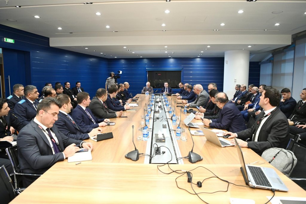 SOCAR-da neft sənayesi obyektlərində təhlükəsizliyin təşkilinə dair seminar keçirilib - FOTO