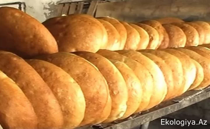 Bakıya yağan qar mağazaları çörəksiz qoyub? - VİDEO