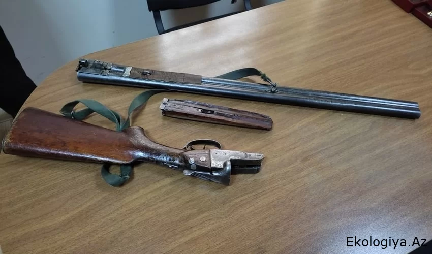 Vətəndaşlardan müxtəlif markalı ov tüfəngi, 3 qumbara  və sursat götürülüb