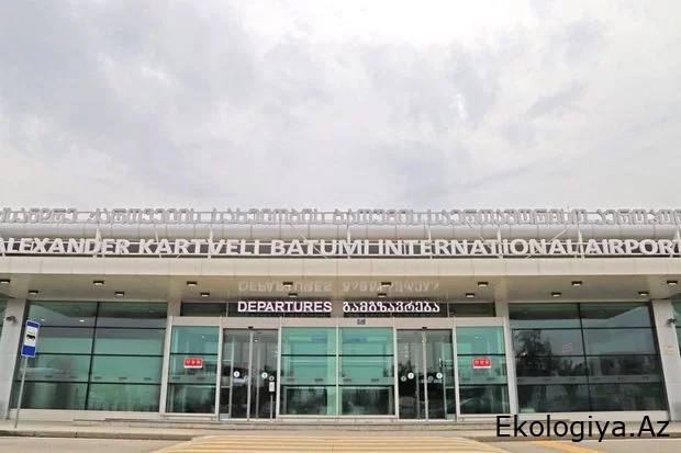 Hava limanında BOMBA HƏYƏCANI - Bütün reyslər təxirə salındı