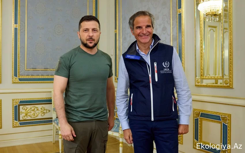 Zelenski Qrossi ilə Zaporojye AES-in demilitarizasiyasını müzakirə edib