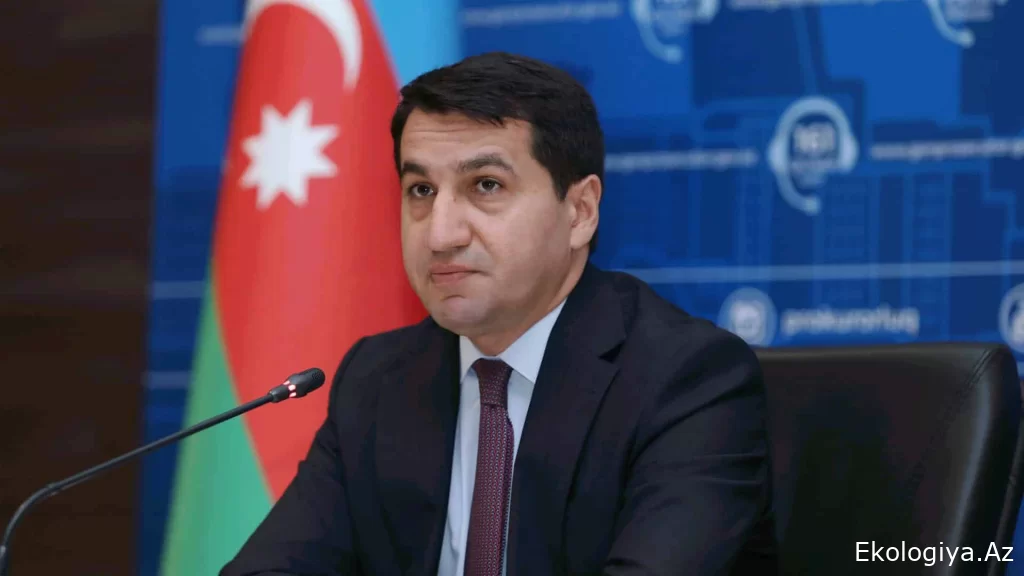 Hikmət Hacıyev: "Partlayışların əksəriyyəti hərbi əhəmiyyəti olmayan ərazilərdə baş verir"