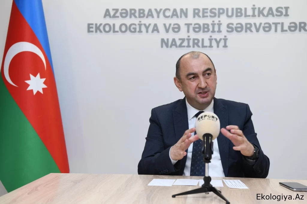 Vüqar Kərimov "Qırmızı Kitab"ın 3-cü nəşrinə salınan fauna və flora növlərinin sayı açıqlayıb