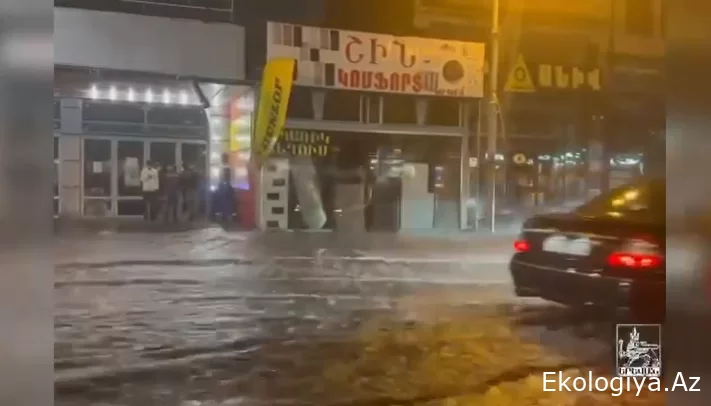 Leysan yağışlar nəticəsində Ermənistan paytaxtı su altında qaldı