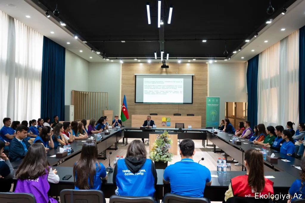 ETSN “Yaşıl düşüncə maarifləndirmə proqramı” çərçivəsində könüllülərə növbəti təlim keçirib - FOTO