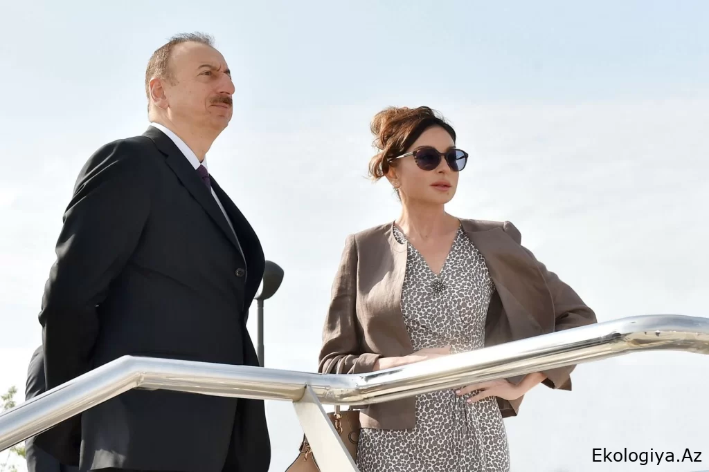 Prezident İlham Əliyev və Birinci xanım Mehriban Əliyeva Şuşada “Xarıbülbül” VII Beynəlxalq Musiqi Festivalının açılışında iştirak edirlər
