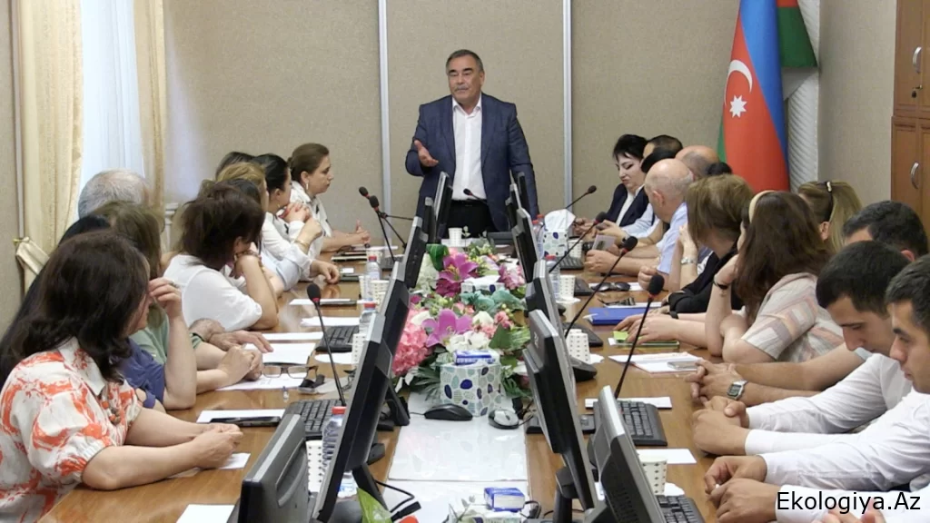 İqlim dəyişkənliyi şəraitində təbii floranın müasir vəziyyəti və biomüxtəlifliyin qorunması - forum