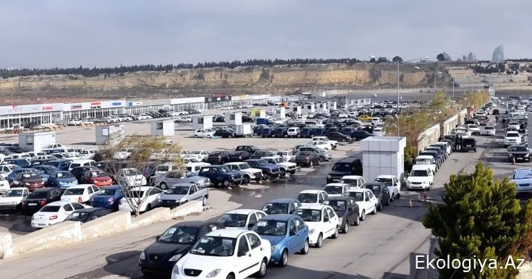 Köhnə avtomobillərin ölkəyə girişi məhdudlaşdırılıb: Maşın bazarında BAHALAŞMA - VİDEO