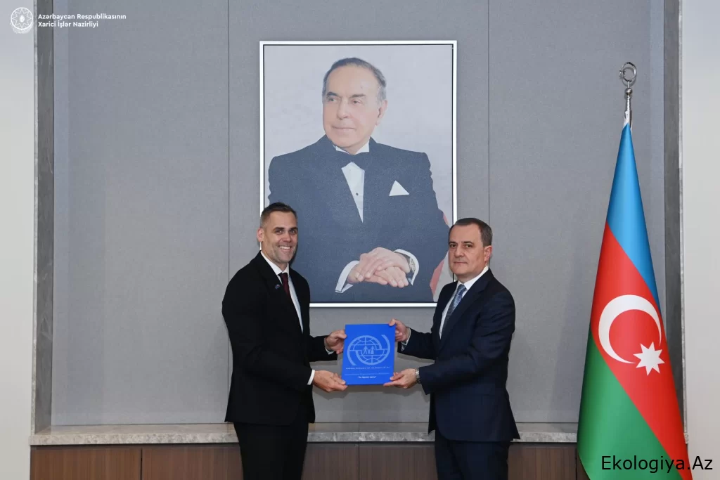 Ceyhun Bayramov Beynəlxalq Miqrasiya Təşkilatının missiya rəhbəri ilə görüşdü (FOTO)