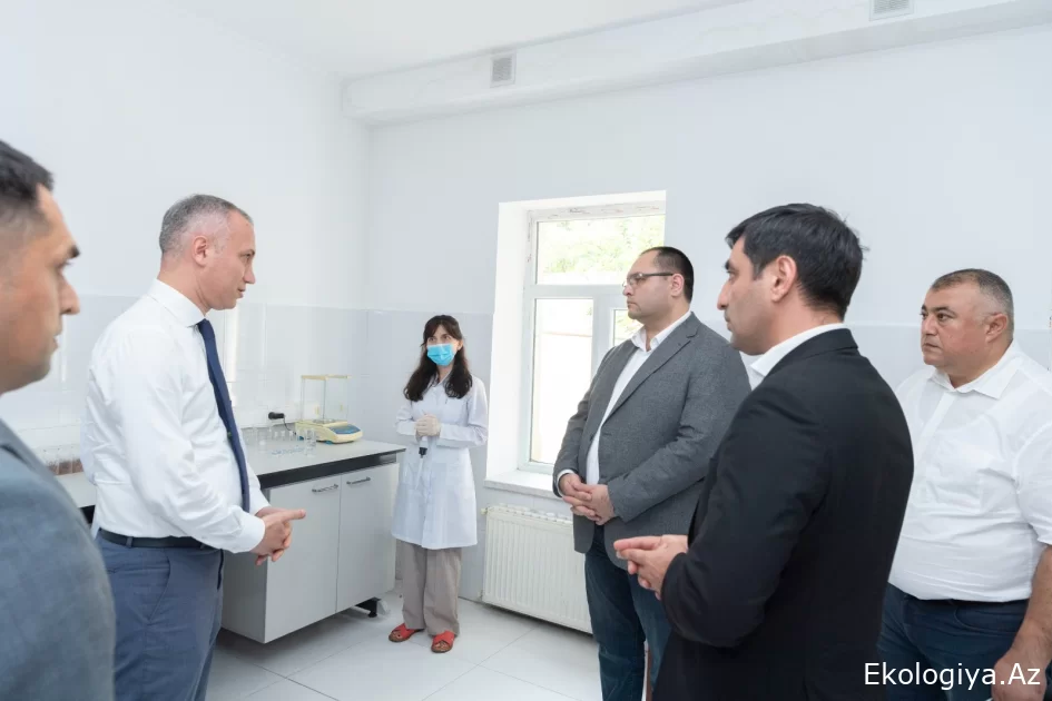 Kənd təsərrüfatı naziri Şəkidə təsərrüfatlara baxış keçirib