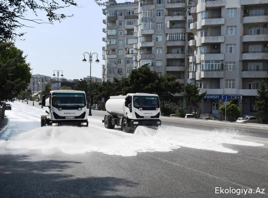 Bakının 549 küçəsi yuyulub təmizləndi