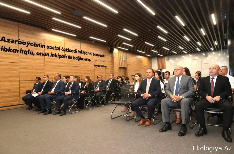 Atmosfer havasının mühafizəsi ilə bağlı sahibkarlarla görüş keçirilib