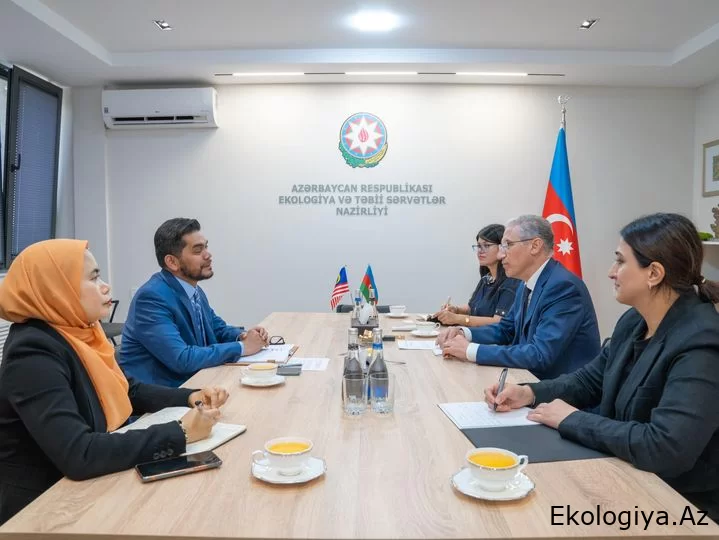 Muxtar Babayev Malayziyanın ölkəmizdəki fövqəladə və səlahiyyətli səfiri ilə görüşü olub