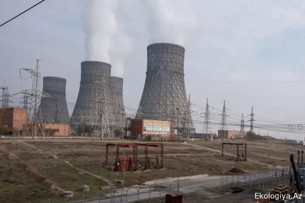 Ermənistanda Atom Elektrik Stansiyasını ildırım vurdu, stansiya fəaliyyətini dayandırıb