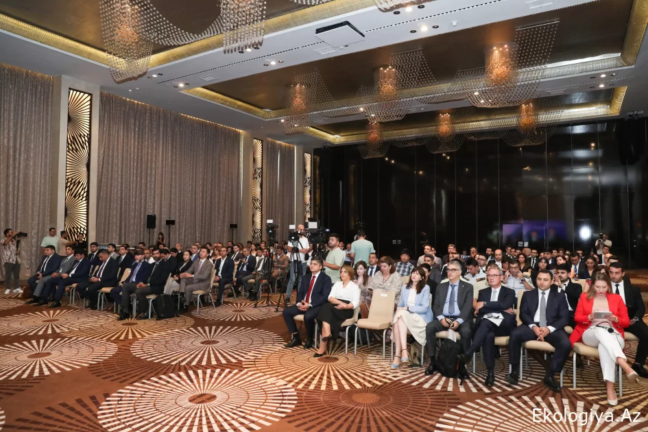 “Kağızsız Hökumət: Rəqəmsallaşma və İnnovasiyanın Ətraf Mühitə Təsiri” adlı beynəlxalq tədbir keçirilir