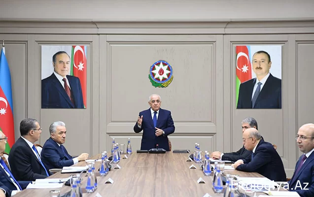 Hökumət rəsmiləri yağışın fəsadları ilə bağlı toplaşdı- Fotolar