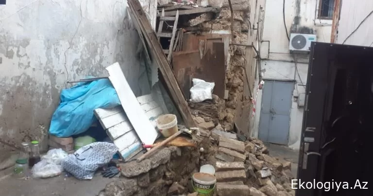 Bakıda uçan evlə bağlı yeni TƏFƏRRÜATLAR - "Yağışdan çıxıb yağmura düşən" sakinlər İMDAD DİLƏYİR