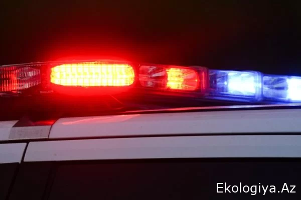 Polis idarəsinə fişəng atdığı üçün iki yeniyetmə saxlanılıb