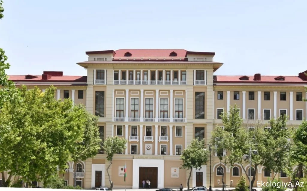 Azad edilmiş ərazilərdə təsərrüfat təyinatlı torpaqların icarəyə verilməsi qaydaları təsdiqləndi
