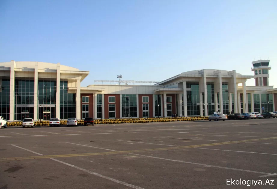 AZAL: Bakıdakı duman səbəbindən bir neçə reys Gəncəyə yönləndirilib