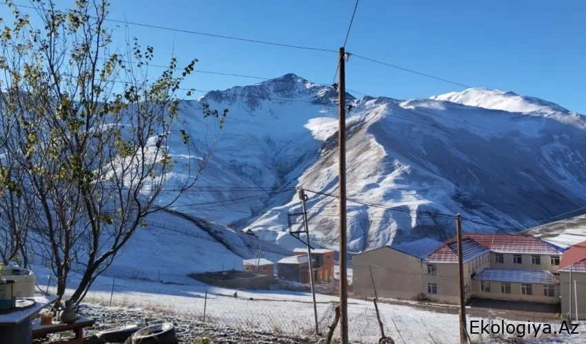 10 dərəcə şaxta, yağış - Sabahın HAVASI