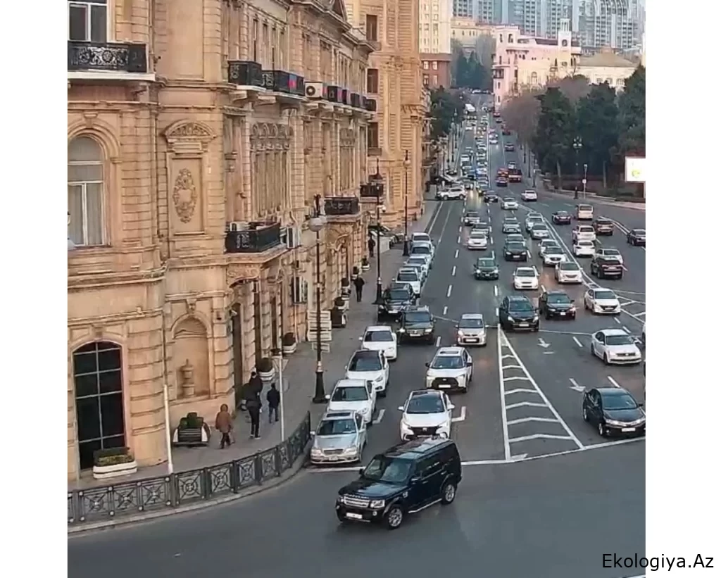 Paytaxtın mərkəzində tıxacın qarşısının alınmasına dair hazırlanan plan məlum olub
