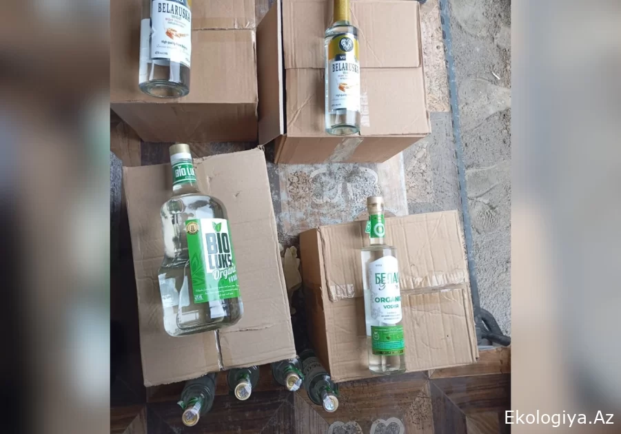 Biləsuvarda topdansatış anbarında saxta alkoqollu içkilər aşkarlanıb