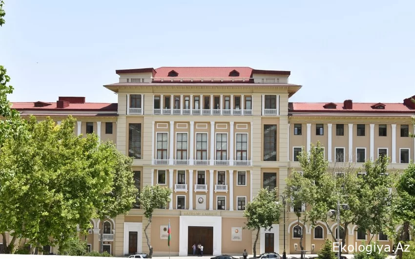 Jurnalistlərin cəbhəboyu zonada akkreditasiyası ilə bağlı qaydaya dəyişiklik olunub