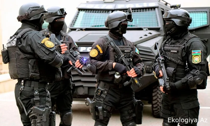 Polis əməliyyat keçirdi: 3 nəfər saxlanıldı - VİDEO, FOTO