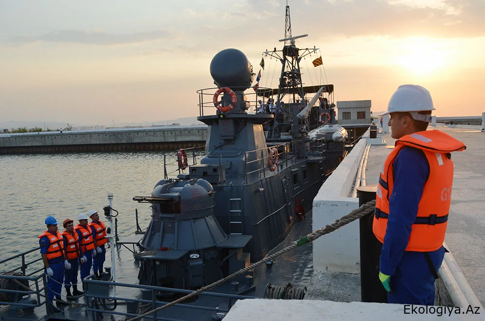 Azərbaycan HDQ-nin gəmiləri "Xəzri-2025" birgə taktiki təlimi üçün yola düşüb (FOTO)
