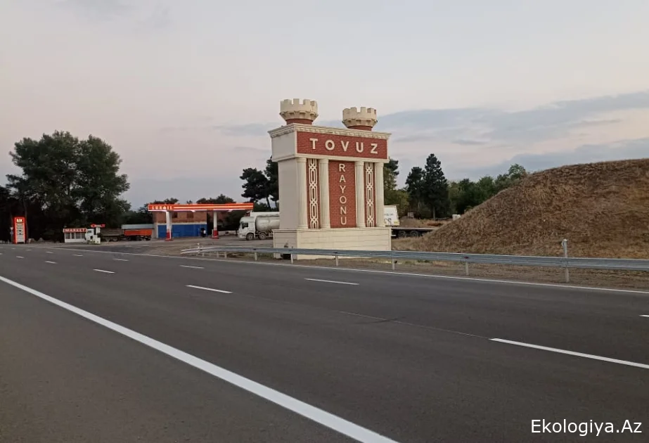 Tovuzda iki avtomobil toqquşub, bir azyaşlı olmaqla 6 nəfər xəsarət alıb