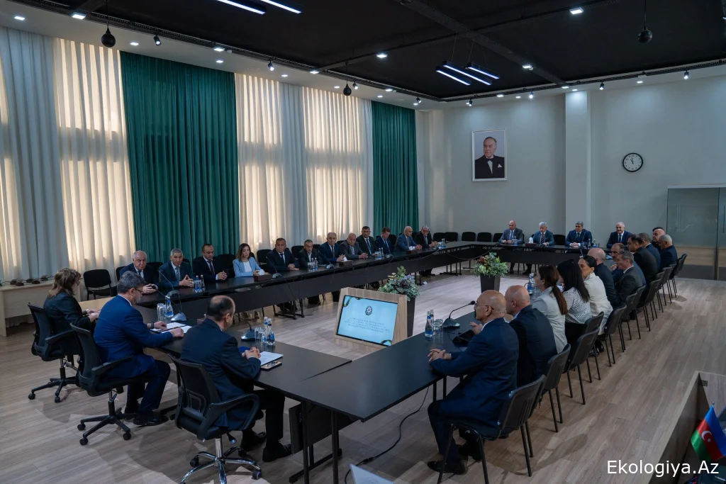 ETSN-də Dövlət Qulluqçularının Peşə Bayramı Günü qeyd olunub