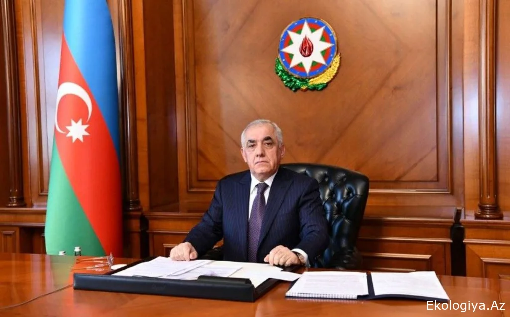Baş nazir sərhədlərin açılmaması barədə qərar İMZALADI