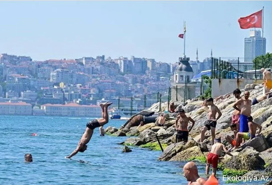 Hidrometeoroloqlar anomal istilərlə bağlı istanbullulara xəbərdarlıq ediblər