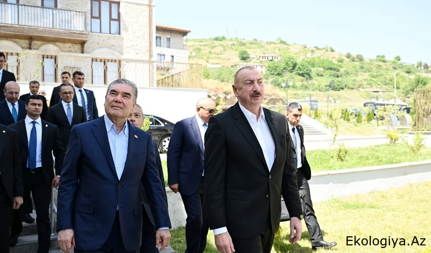 İlham Əliyev və Berdiməhəmmədov Şuşada inşa edilən birinci yaşayış kompleksində - FOTOLAR