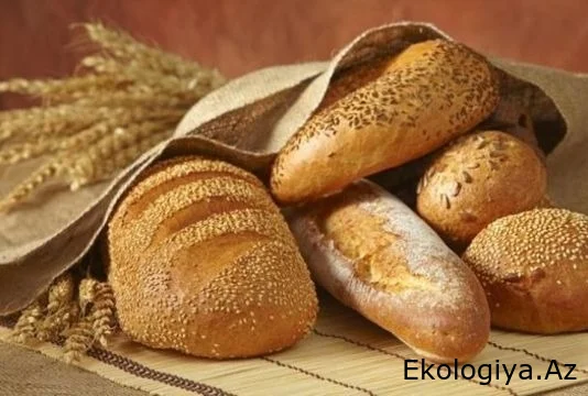 Ramana sakininin aldığı çörəyin içindən yad cisim çıxıb