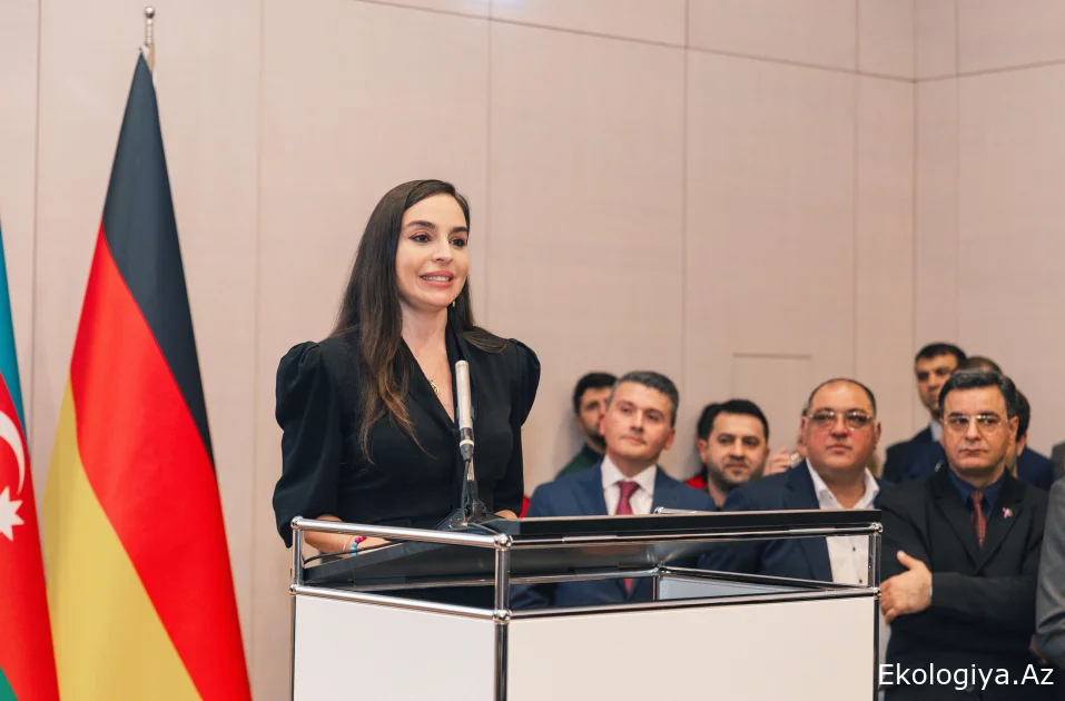 Berlindəki Azərbaycan Mədəniyyət Mərkəzində MAMA “Ana təbiət” beynəlxalq incəsənət sərgisinin açılışı olub
