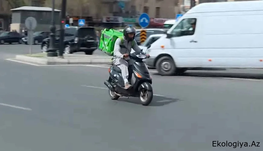 Bakıda moped sürənlərə qadağa
