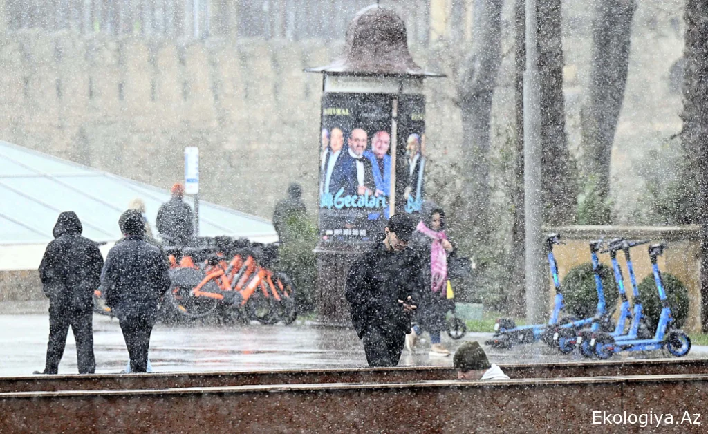 Qarlı Bakı havası