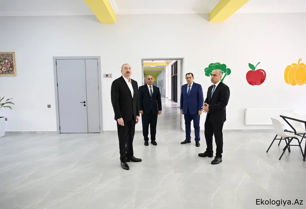 İlham Əliyev Lənkəran Dövlət Peşə Təhsil Mərkəzinin açılışında iştirak edib - FOTO