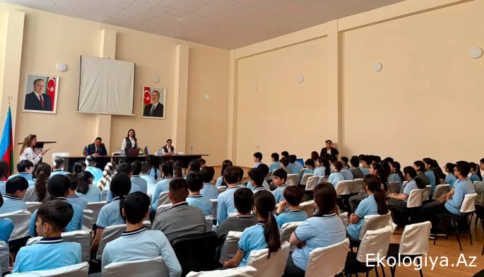 “İnsan Hüquqları Aylığı” çərçivəsində maarifləndirici görüşlər davam edir