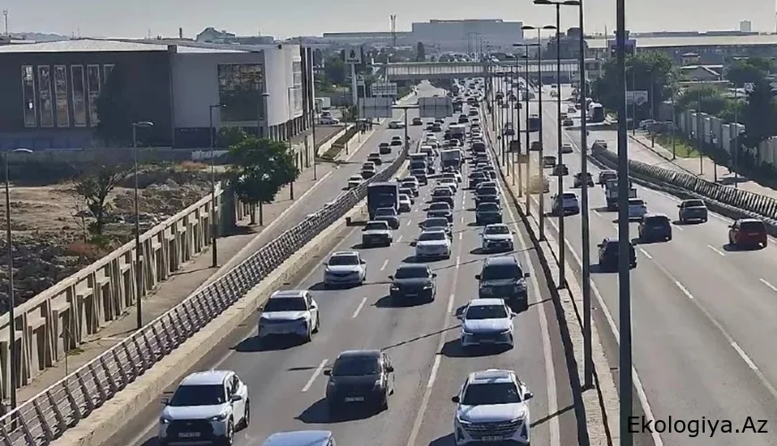 Bakıda bu yollarda sıxlıq var - SİYAHI