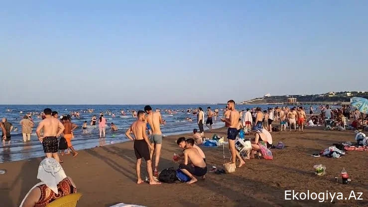 Bakı çimərliklərində böyük təhlükə - azyaşlı qızlara.../FOTO