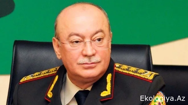 Kəmaləddin Heydərov general-mayor Əşrəf Qasımov vəzifədən azad etdi- hərbi eksperti onun yerinə gətirdi