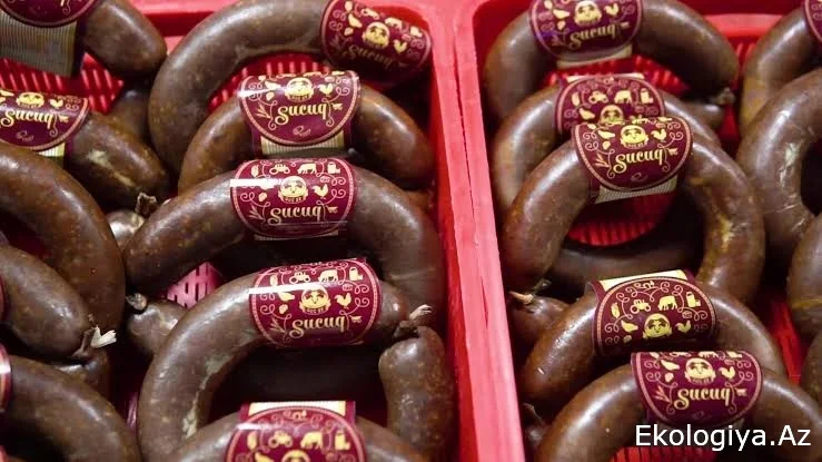 Ekspertdən istehlakçılara çağırış: Ət məhsullarını yalnız soyuducu vitrindən alın