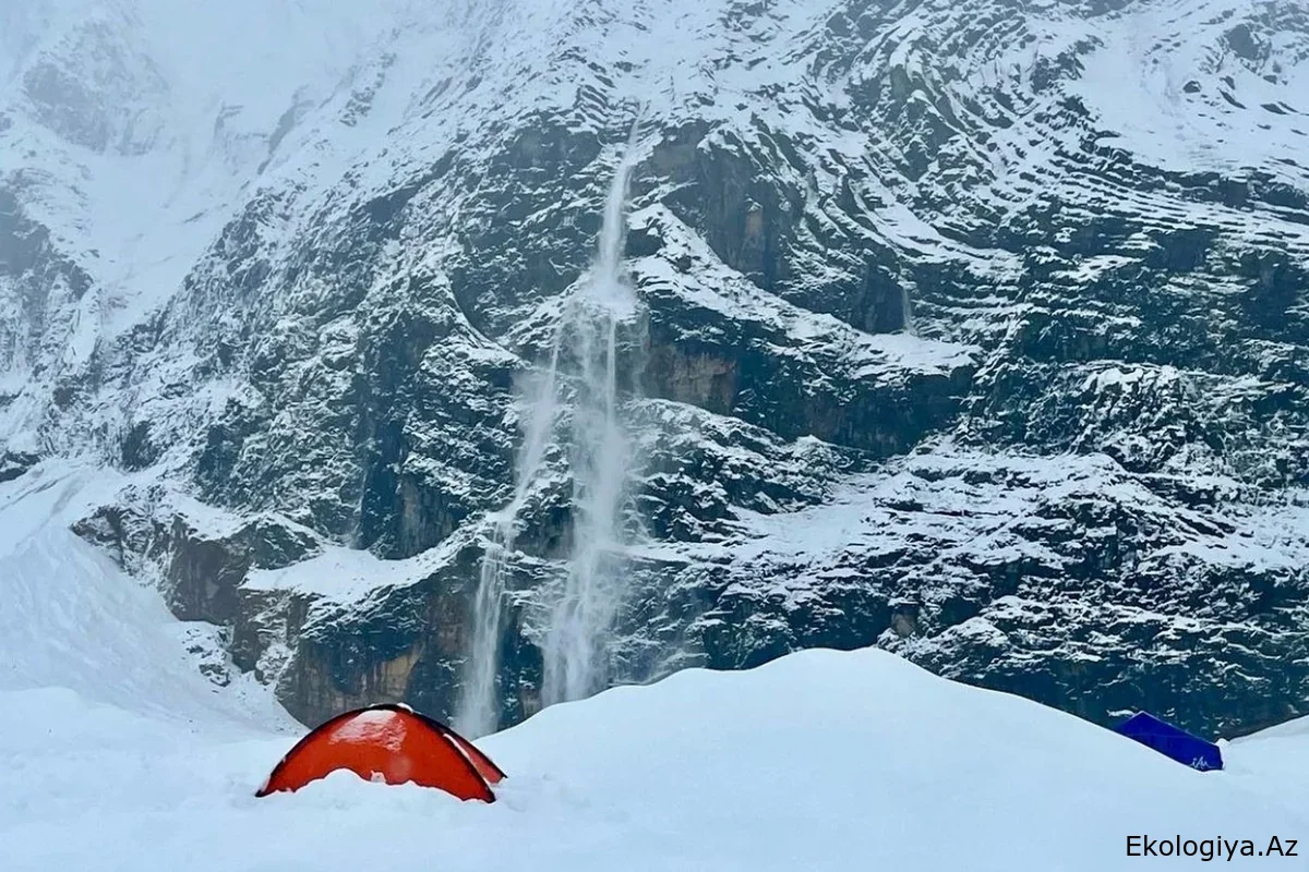 Elbrus dağında həlak olan alpinistlərin meyitləri tapılıb