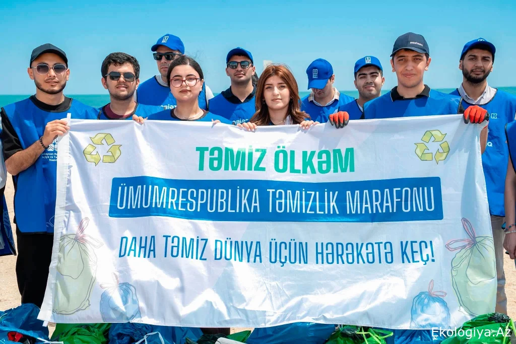 Xəzər dənizinin Bigəh sahilində növbəti təmizlik aksiyası keçirilib-FOTO